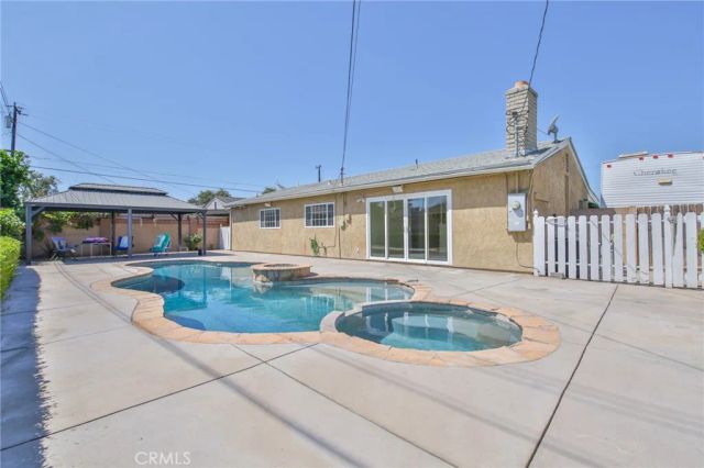 10012 St Stephen, Cypress, CA 90630
