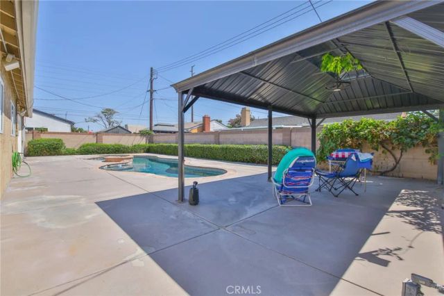 10012 St Stephen, Cypress, CA 90630