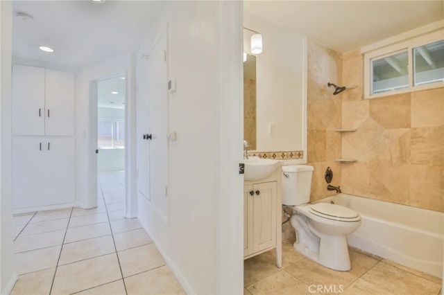10012 St Stephen, Cypress, CA 90630