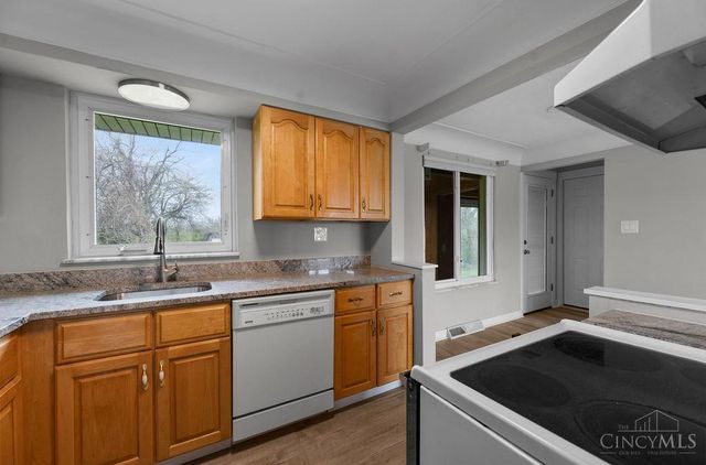 986 Western Row Road, Mason, OH 45040