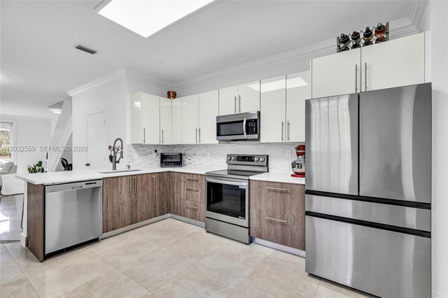 2578 Cordoba Bend, Weston, FL 33327