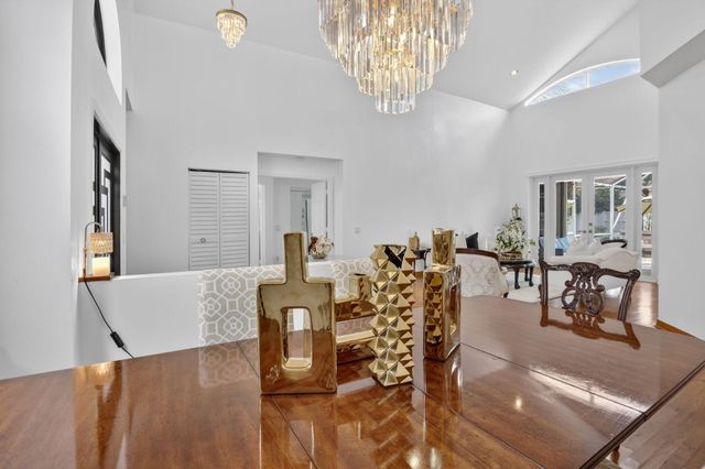 711 Heritage Way, Weston, FL 33326