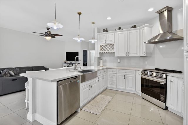 711 Heritage Way, Weston, FL 33326