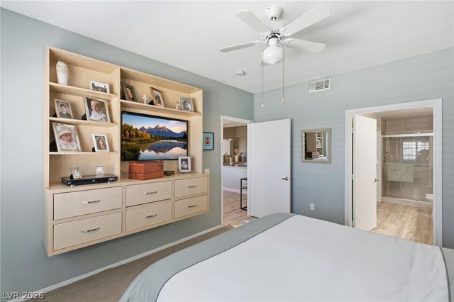 8725 West Flamingo Road 102, Las Vegas, NV 89147