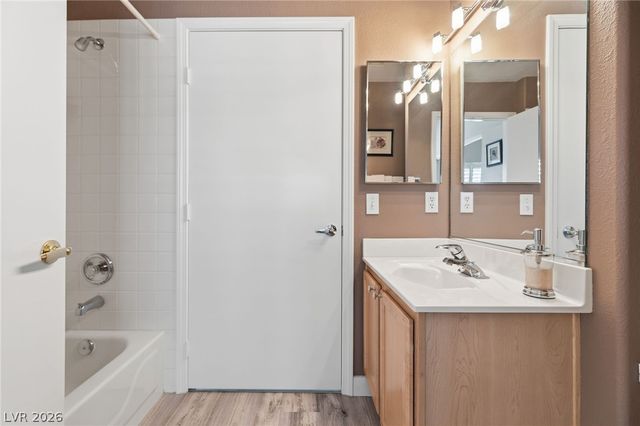 8725 West Flamingo Road 102, Las Vegas, NV 89147