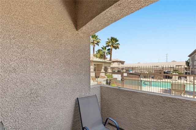 8725 West Flamingo Road 102, Las Vegas, NV 89147