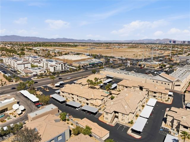 8725 West Flamingo Road 102, Las Vegas, NV 89147