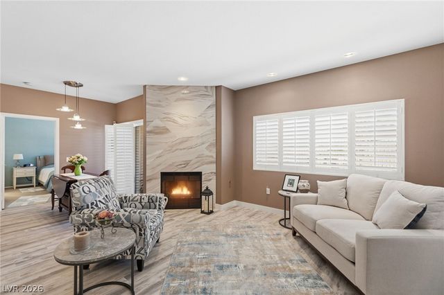 8725 West Flamingo Road 102, Las Vegas, NV 89147