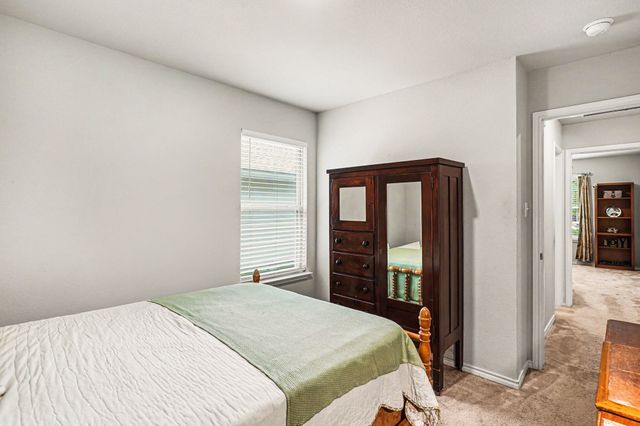 1327 Lanius Street, Gainesville, TX 76240