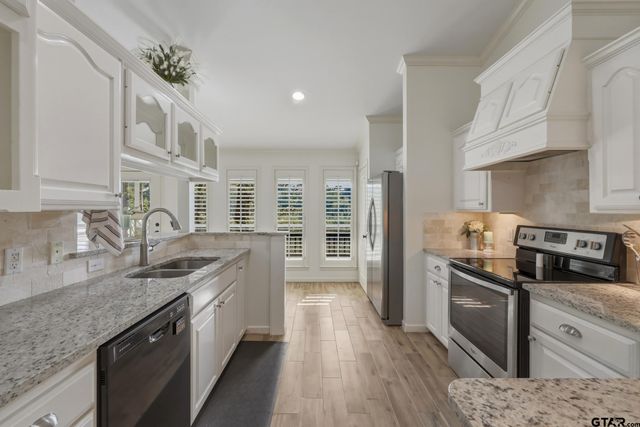 353 Deer Creek Rd, Big Sandy, TX 75755