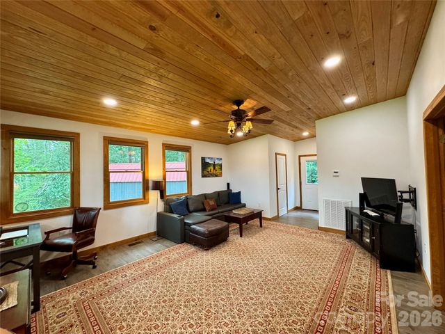 282 Calhoun Trail, Rutherfordton, NC 28139