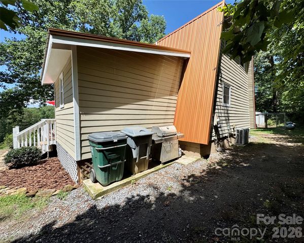282 Calhoun Trail, Rutherfordton, NC 28139