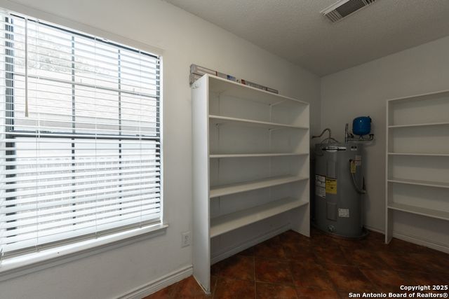 2625 Westover View, San Antonio, TX 78251