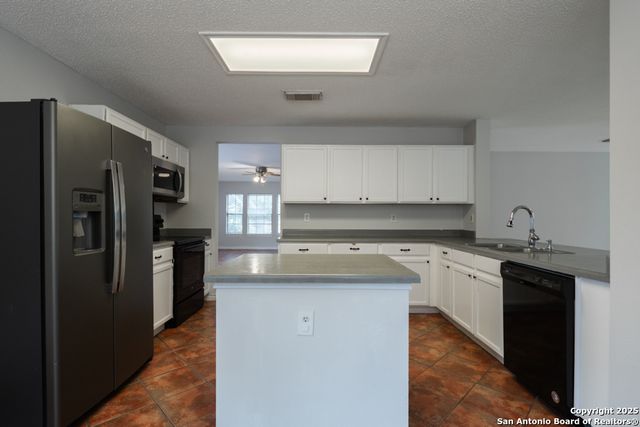 2625 Westover View, San Antonio, TX 78251