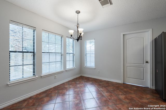 2625 Westover View, San Antonio, TX 78251