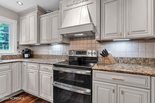 31 Mulberry Court C, Brielle, NJ 08730