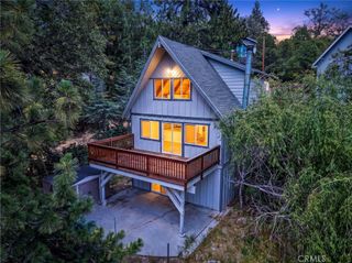 1106 Grass Valley Rd, Lake Arrowhead, CA 92352