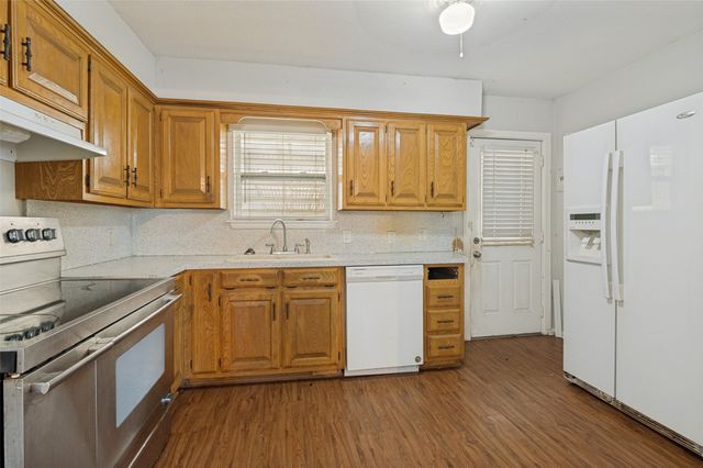 1413 Marydale Drive, Arlington, TX 76013