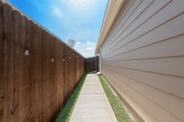 5415 Longshadow Drive, Princeton, TX 75407