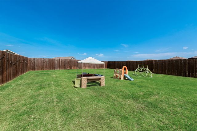 5415 Longshadow Drive, Princeton, TX 75407