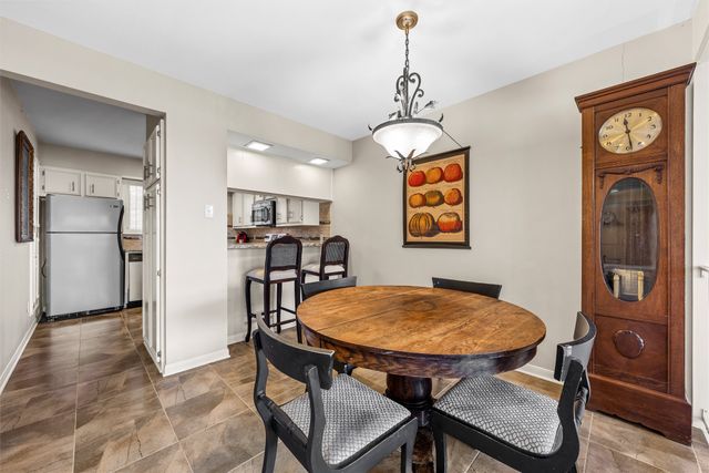 2901 Lake Shore Drive 405, Waco, TX 76708