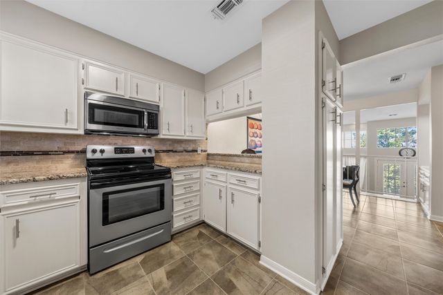 2901 Lake Shore Drive 405, Waco, TX 76708