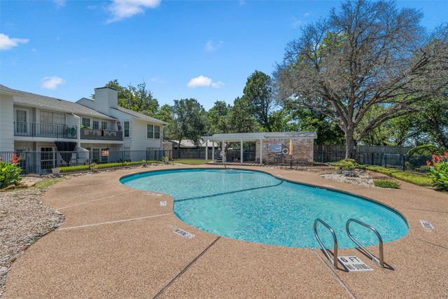 2901 Lake Shore Drive 405, Waco, TX 76708