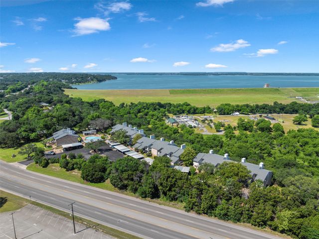 2901 Lake Shore Drive 405, Waco, TX 76708