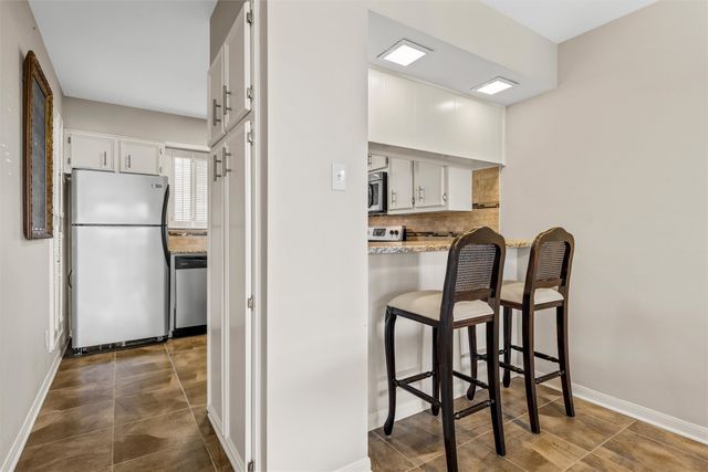 2901 Lake Shore Drive 405, Waco, TX 76708