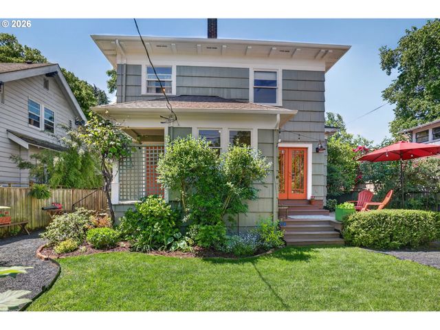 5742 N COMMERCIAL Ave, Portland, OR 97217