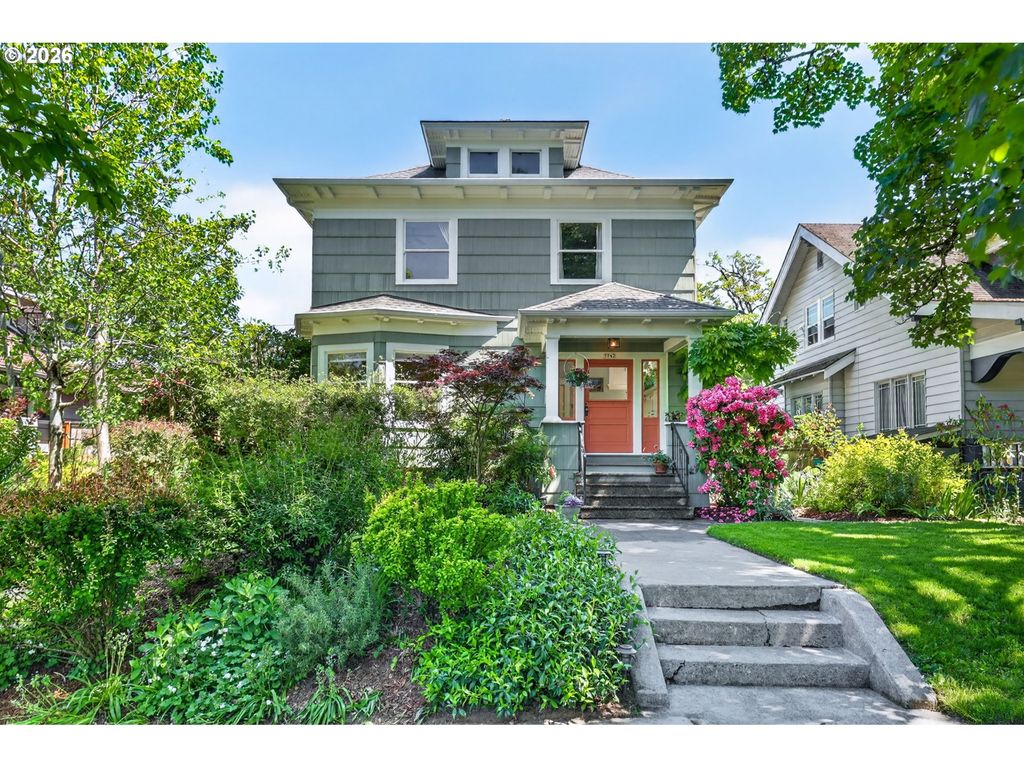 5742 N COMMERCIAL Ave, Portland, OR 97217