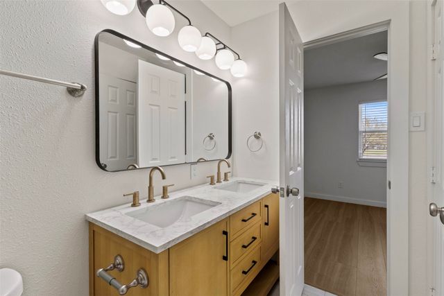 908 Isbell Road D, Fort Worth, TX 76114