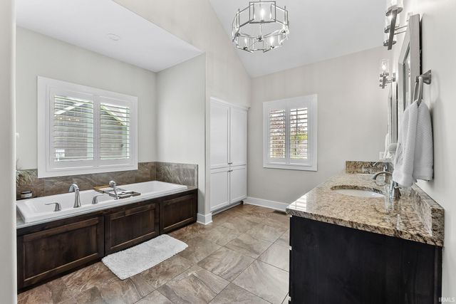 4109 Saint Elais Cove, Fort Wayne, IN 46845
