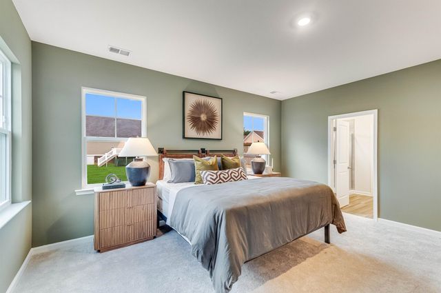 6 N WINDSONG CT, Fishersville, VA 22939