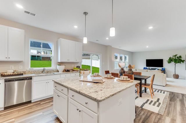 6 N WINDSONG CT, Fishersville, VA 22939
