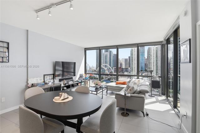 1600 NE 1st Ave 1610, Miami, FL 33132