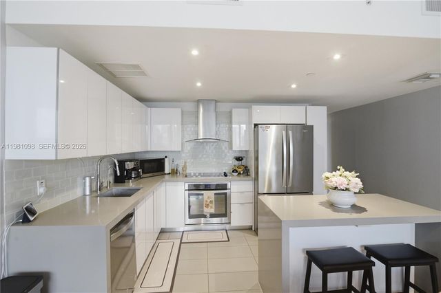 1600 NE 1st Ave 1610, Miami, FL 33132