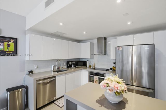 1600 NE 1st Ave 1610, Miami, FL 33132