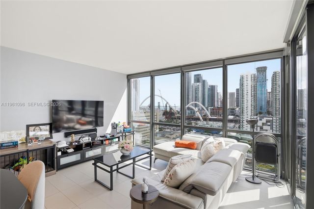 1600 NE 1st Ave 1610, Miami, FL 33132