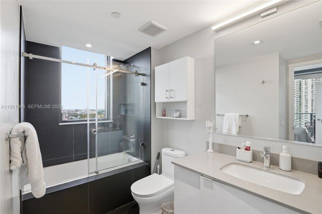 1600 NE 1st Ave 1610, Miami, FL 33132