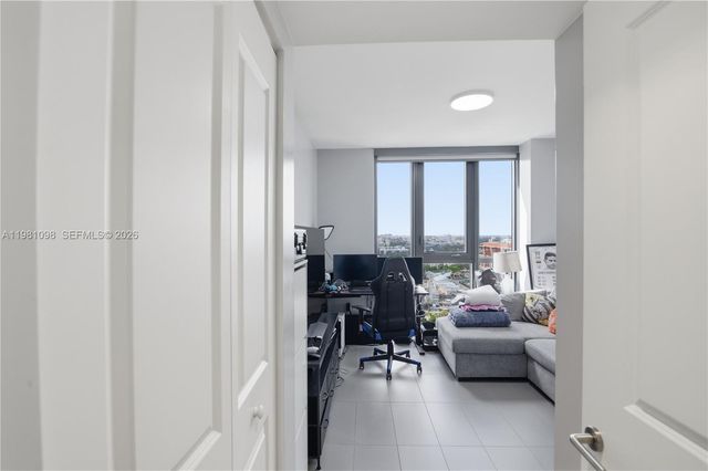 1600 NE 1st Ave 1610, Miami, FL 33132