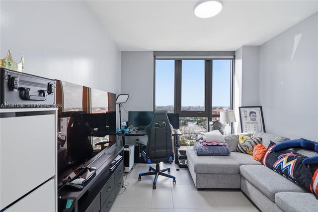 1600 NE 1st Ave 1610, Miami, FL 33132