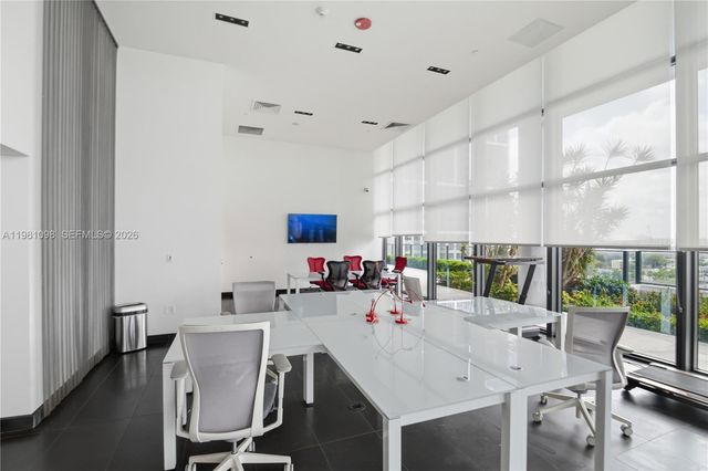 1600 NE 1st Ave 1610, Miami, FL 33132