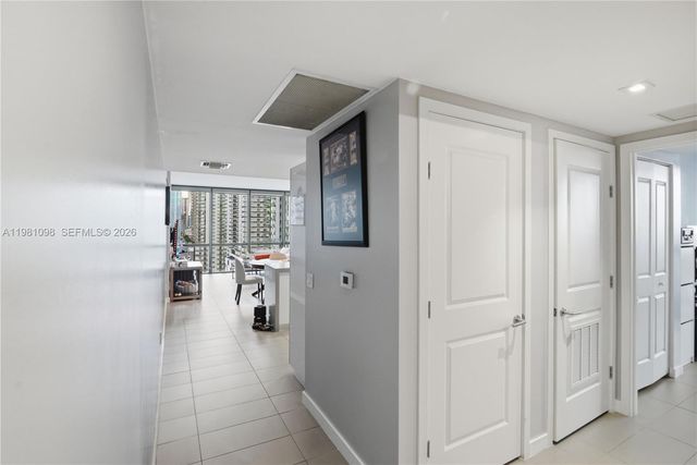 1600 NE 1st Ave 1610, Miami, FL 33132