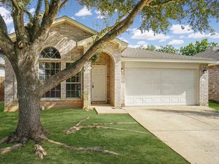 121 Shenandoah TRL, Elgin, TX 78621