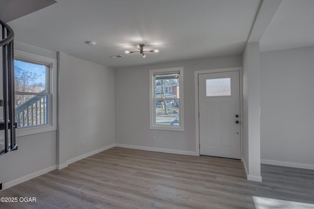 316 S Connor Avenue, Joplin, MO 64801