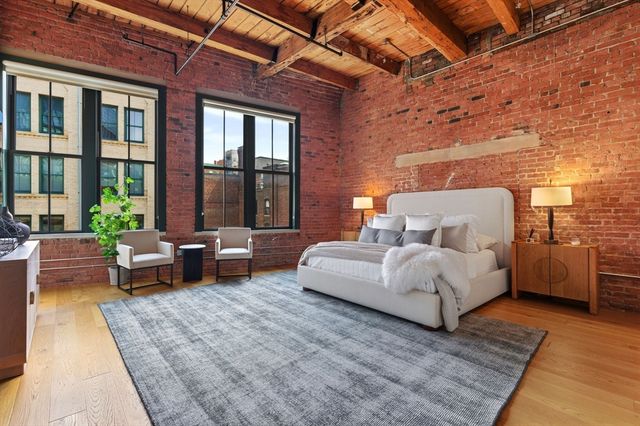 49 Melcher St PH501, Boston, MA 02210
