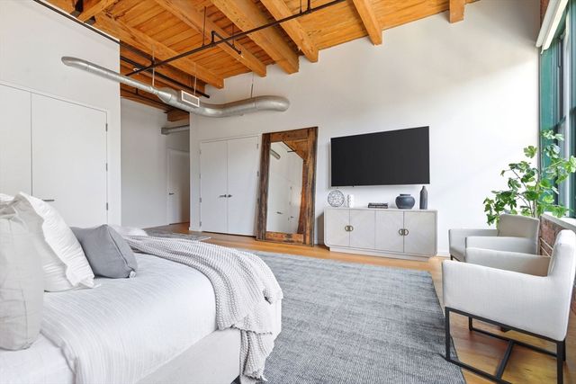49 Melcher St PH501, Boston, MA 02210