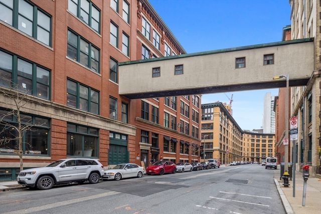 49 Melcher St PH501, Boston, MA 02210