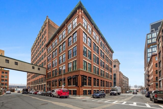 49 Melcher St PH501, Boston, MA 02210